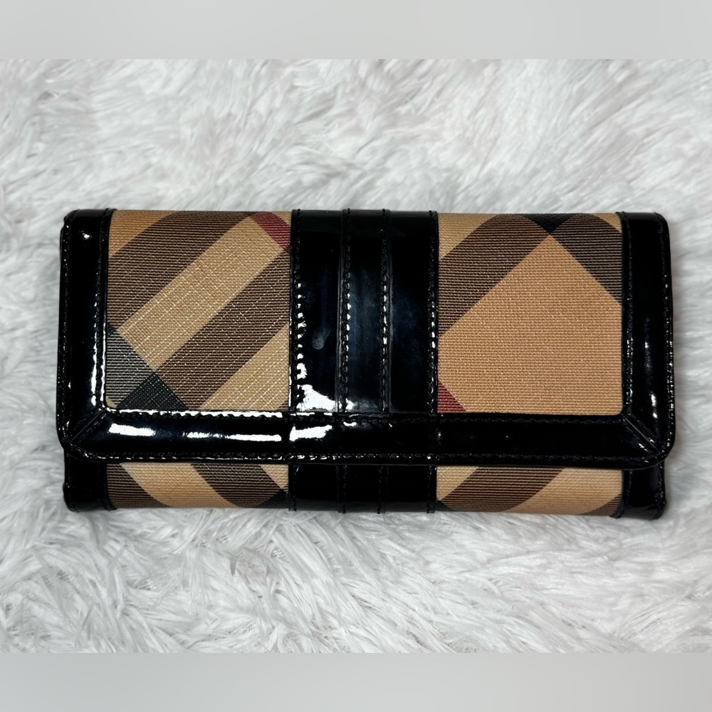 Burberry Penrose Continental Nova Check Wallet